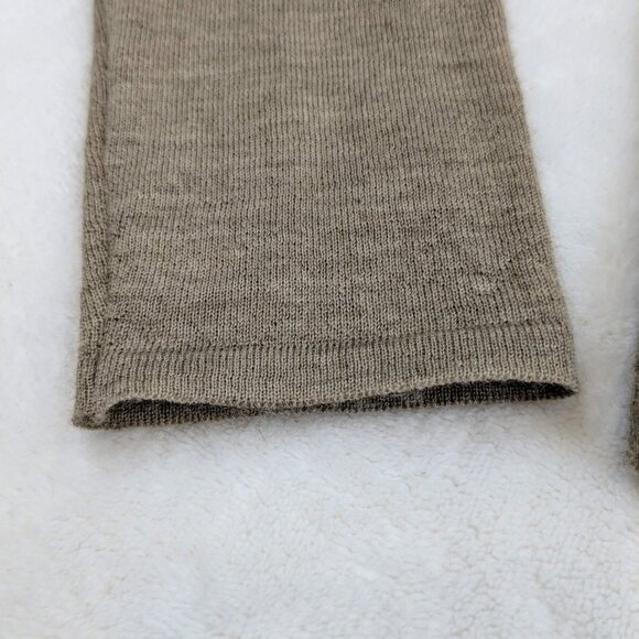 CO Essentials 100% cashmere turtleneck sweater - Picture 12 of 13